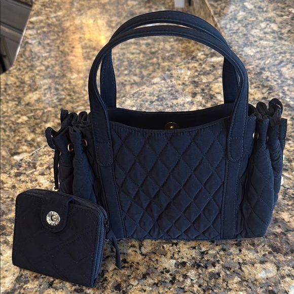 Vera Bradley Black Quilted Margie Handbag With Retired VB Bifold Wallet, NWOT - Picture 12 of 16